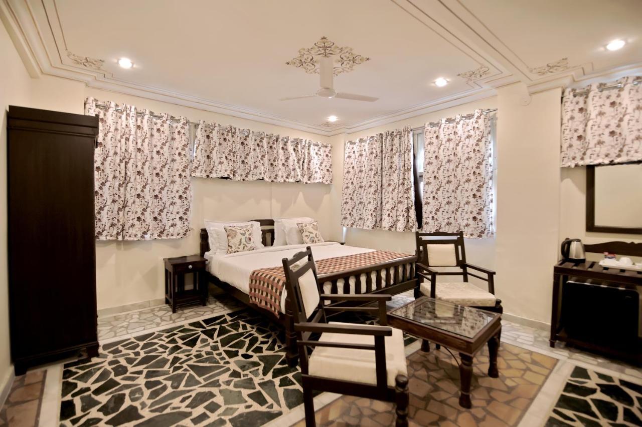 The View Hotel- On Pichola Hotel 3*