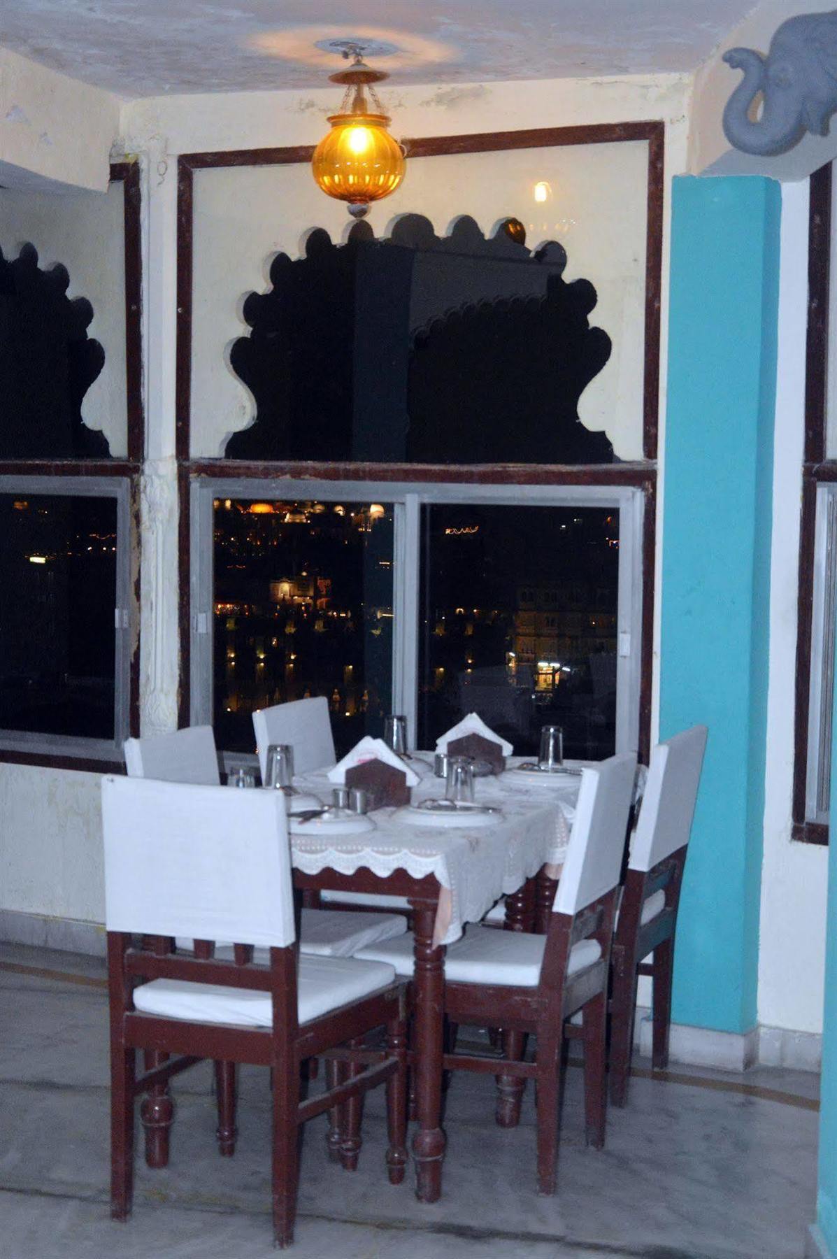 The View Hotel- On Pichola Hotel Udaipur